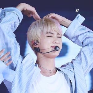 Meet your Posher, Anahi